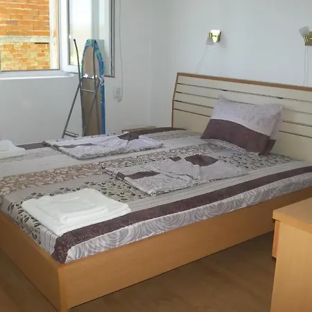 شقة فندقية Levante 2*