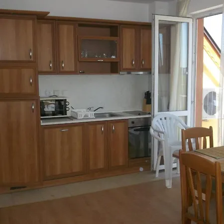 Levante شقة فندقية نيسيبار